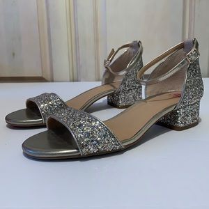 GB Girls Silver Glitter Dress Shoes